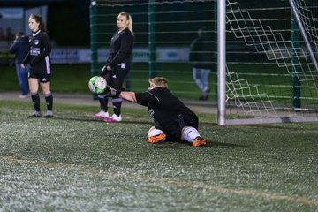 Bild 55 - Frauen VfR Horst - Holstein Kiel : Ergebnis: 0:11